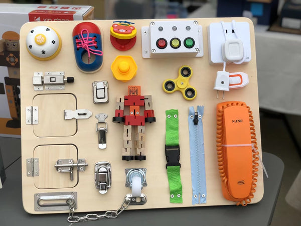 Montessori Busy Board - Robot